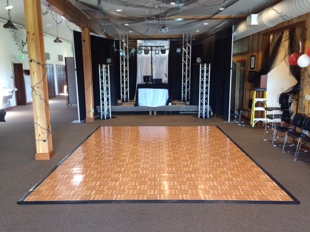 Party Rentals Bend Oregon 25 OakPolyDanceFloorJPG
