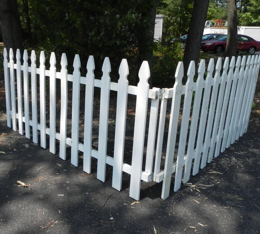 White Plastic Picket Fence