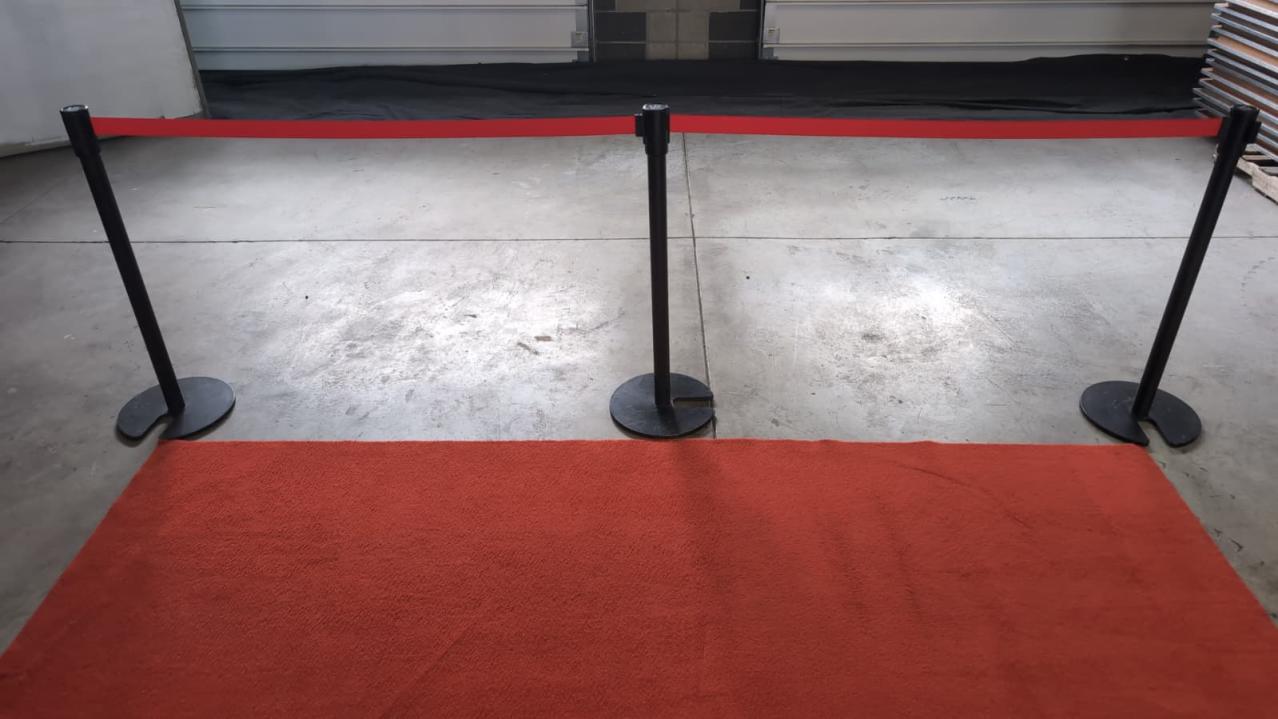 Party Rentals Bend Oregon 22 Black Stanchion with Red Retractable Belts